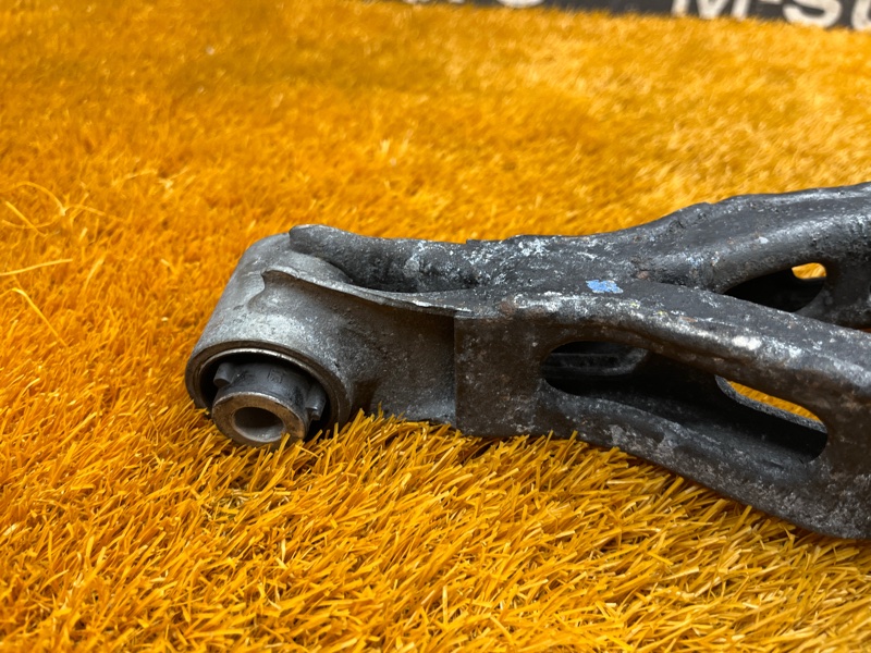 Рычаг подвески верхний, 1000 рублей, Красноярск