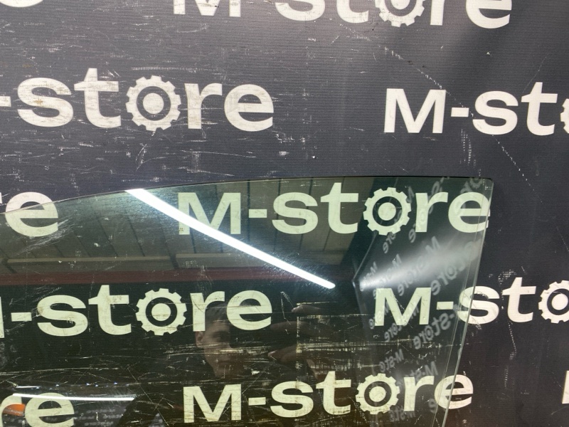 Стекло боковое, 1800 рублей, Красноярск