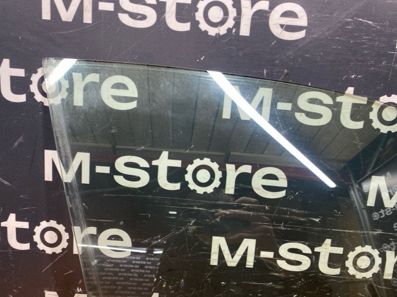 Стекло боковое, 1800 рублей, Красноярск