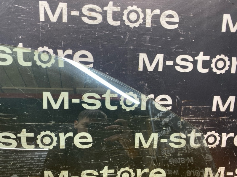 Стекло боковое, 1800 рублей, Красноярск