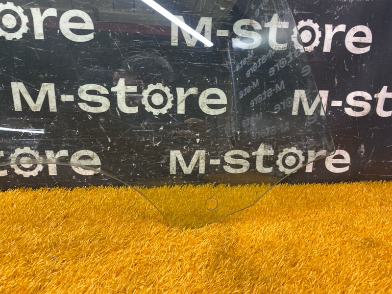 Стекло боковое, 1800 рублей, Красноярск