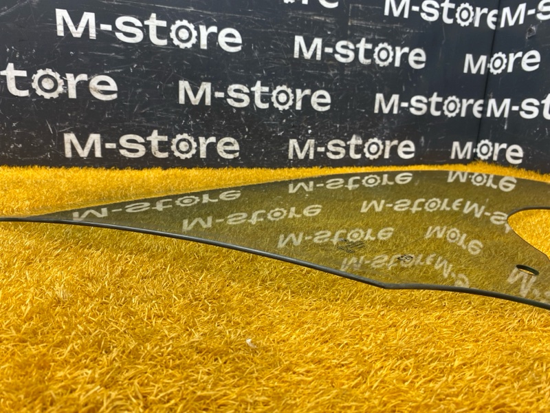 Стекло боковое, 1800 рублей, Красноярск