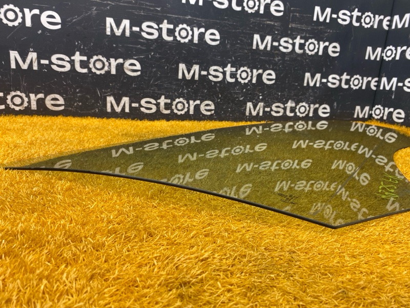 Стекло боковое, 2000 рублей, Красноярск