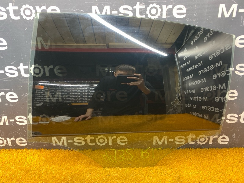 Стекло боковое, 1000 рублей, Красноярск