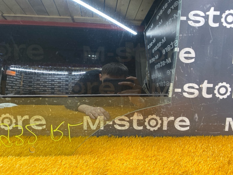 Стекло боковое, 1000 рублей, Красноярск