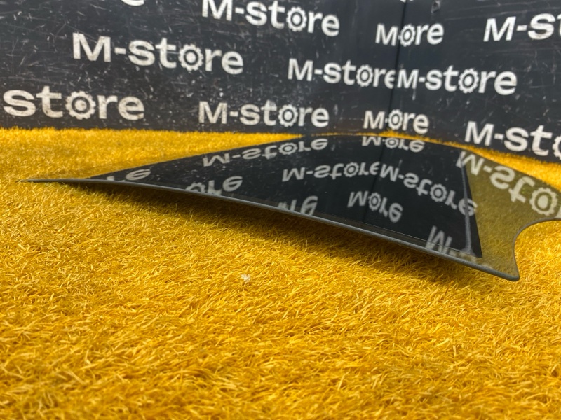 Стекло боковое, 1000 рублей, Красноярск