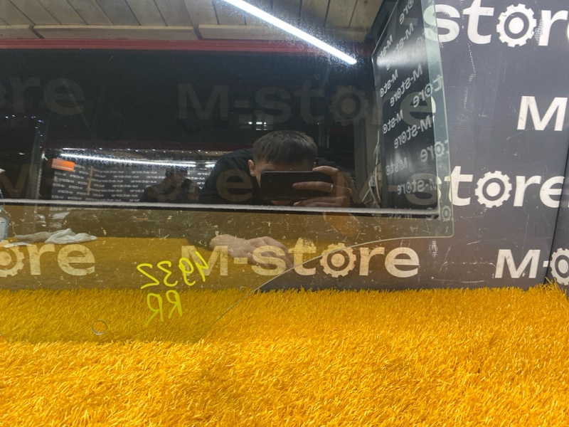 Стекло боковое, 1000 рублей, Красноярск