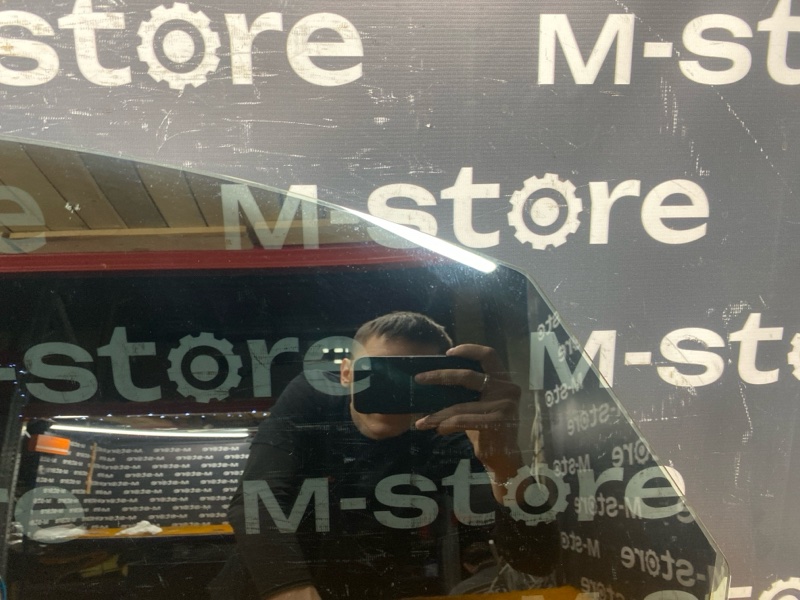 Стекло боковое, 6000 рублей, Красноярск