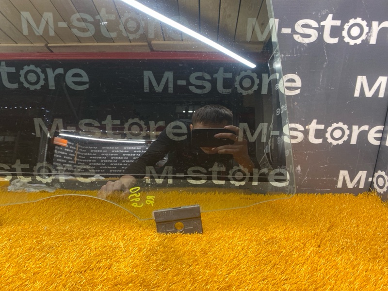 Стекло боковое, 6000 рублей, Красноярск