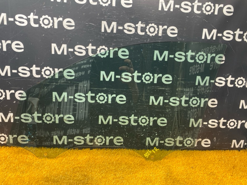 Стекло боковое, 1900 рублей, Красноярск