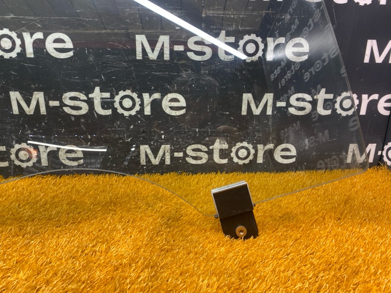 Стекло боковое, 5000 рублей, Красноярск