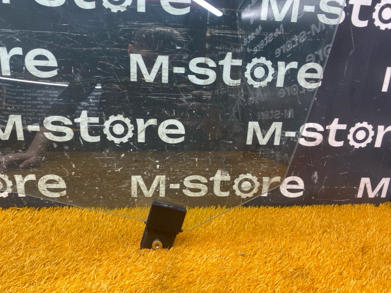 Стекло боковое, 6000 рублей, Красноярск