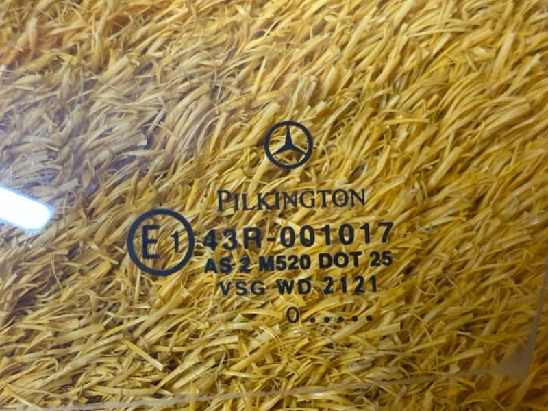 Стекло боковое, 6000 рублей, Красноярск