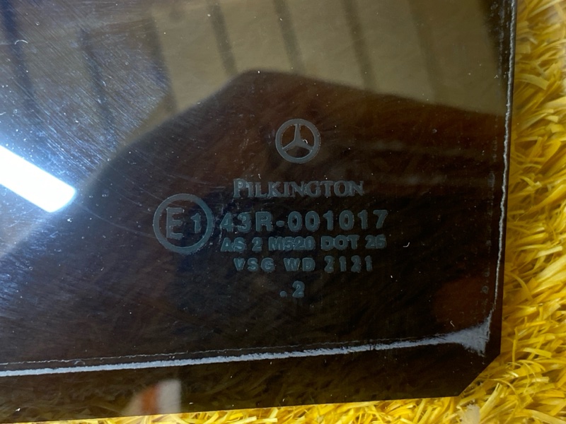 Стекло боковое, 4000 рублей, Красноярск