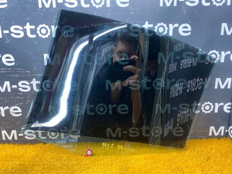 Стекло боковое, 300 рублей, Красноярск