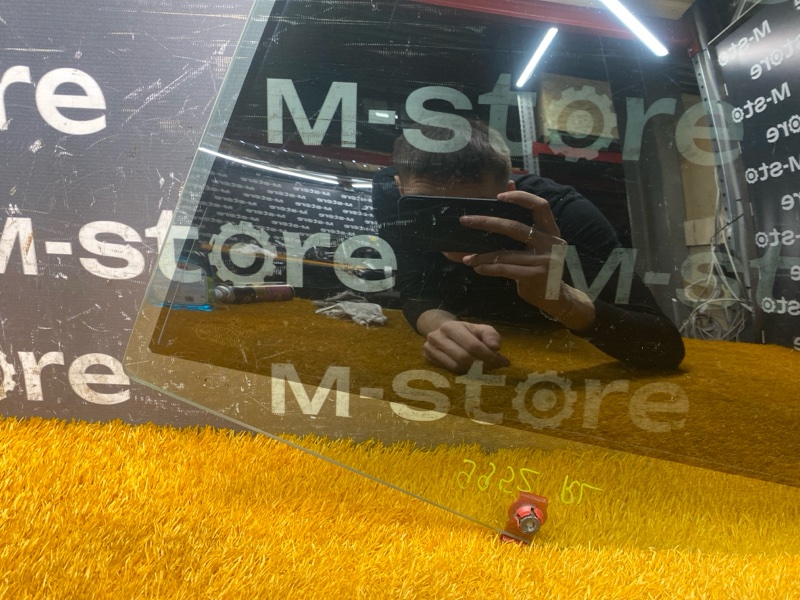 Стекло боковое, 300 рублей, Красноярск