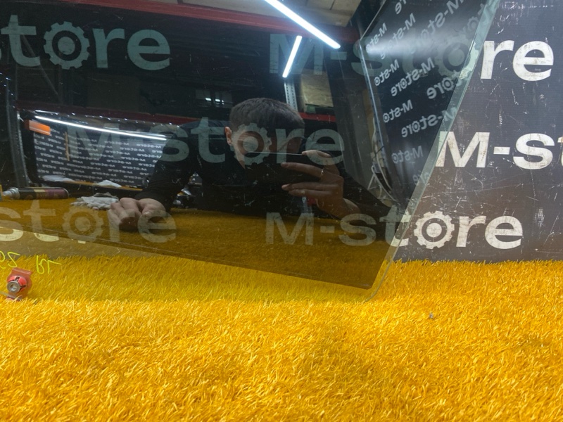 Стекло боковое, 300 рублей, Красноярск