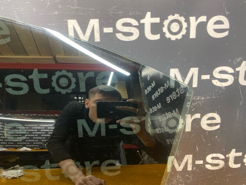 Стекло боковое, 300 рублей, Красноярск