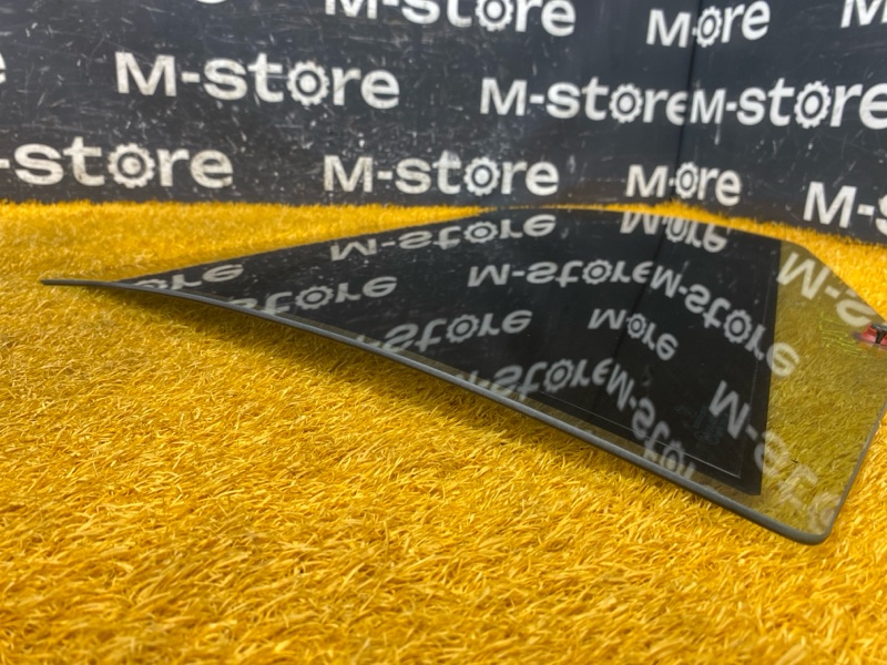 Стекло боковое, 300 рублей, Красноярск