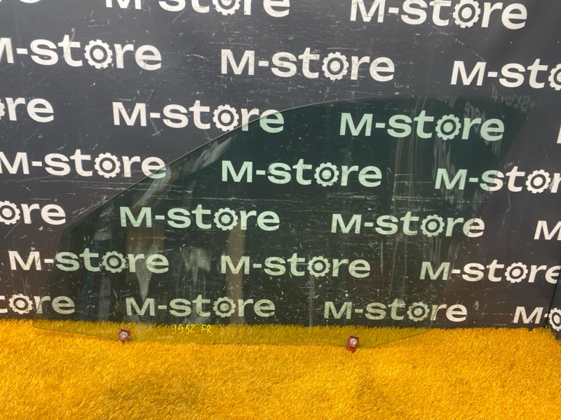 Стекло боковое, 1200 рублей, Красноярск