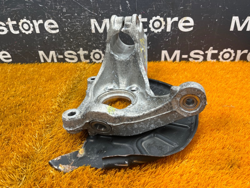 кулак поворотный, 2000 рублей, Красноярск