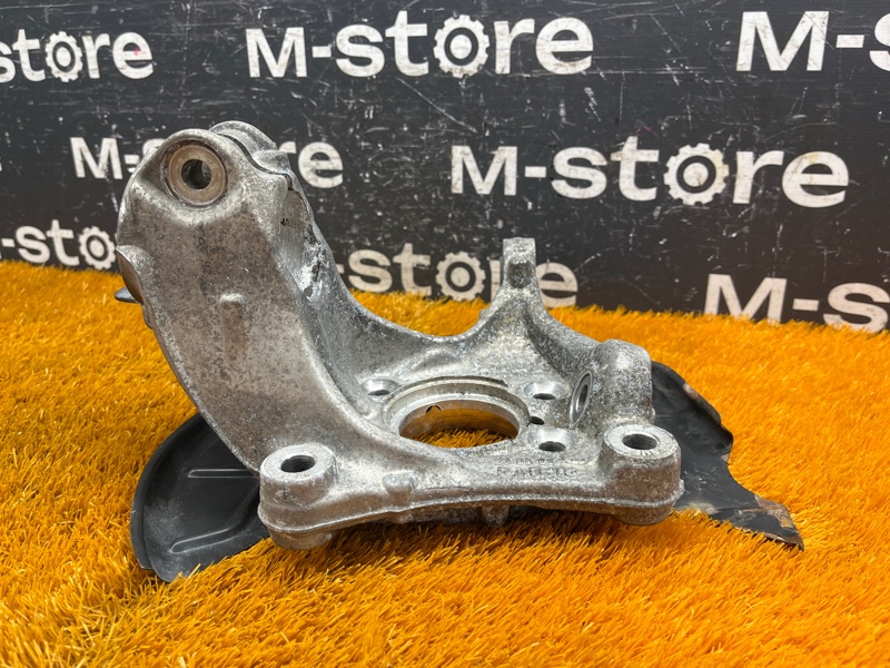 кулак поворотный, 2000 рублей, Красноярск