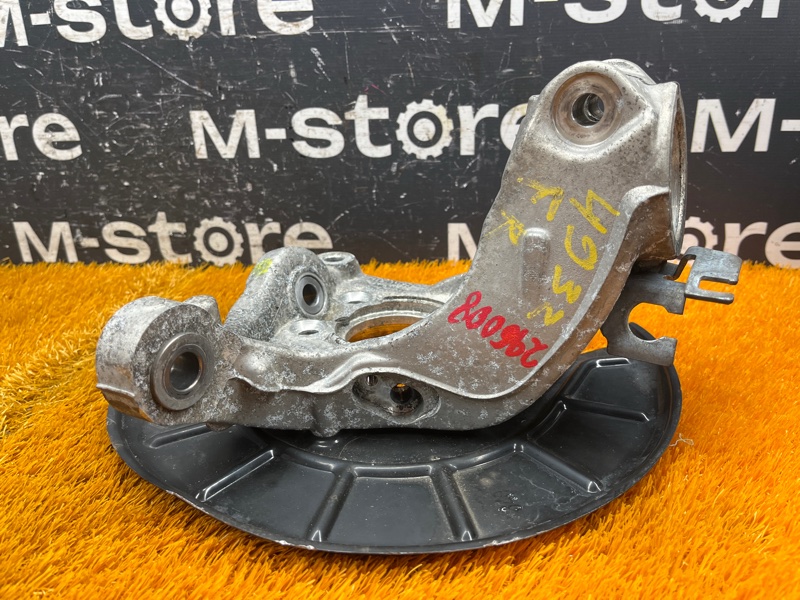 кулак поворотный, 2000 рублей, Красноярск