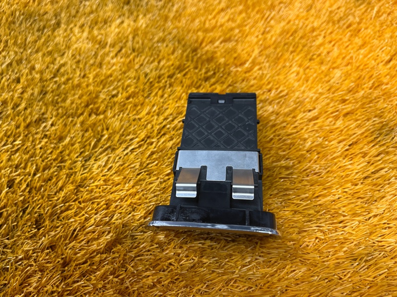 Кнопка стояночного тормоза, 800 рублей, Красноярск