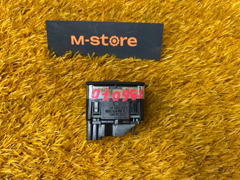 кнопка стеклоподъемника, 300 рублей, Красноярск