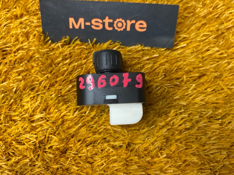 Кнопка регулировки зеркал, 300 рублей, Красноярск