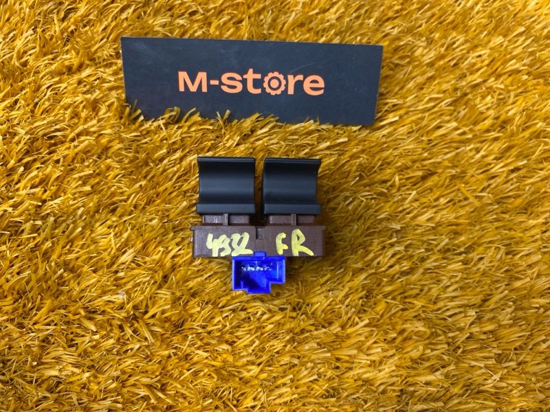 Кнопка открывания багажника, 800 рублей, Красноярск