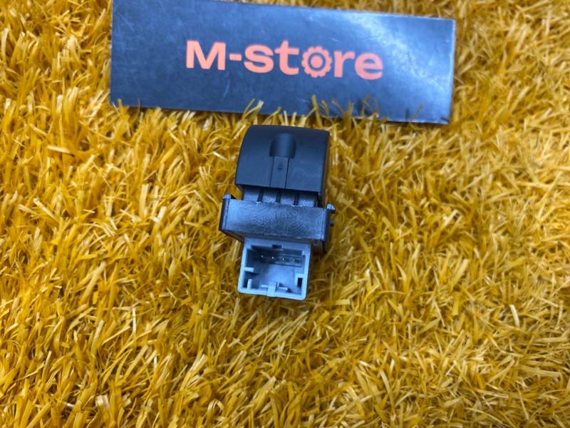 кнопка стеклоподъемника, 200 рублей, Красноярск