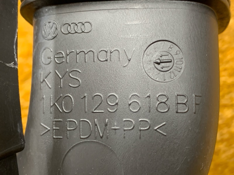 патрубок воздушного фильтра, 2500 рублей, Красноярск