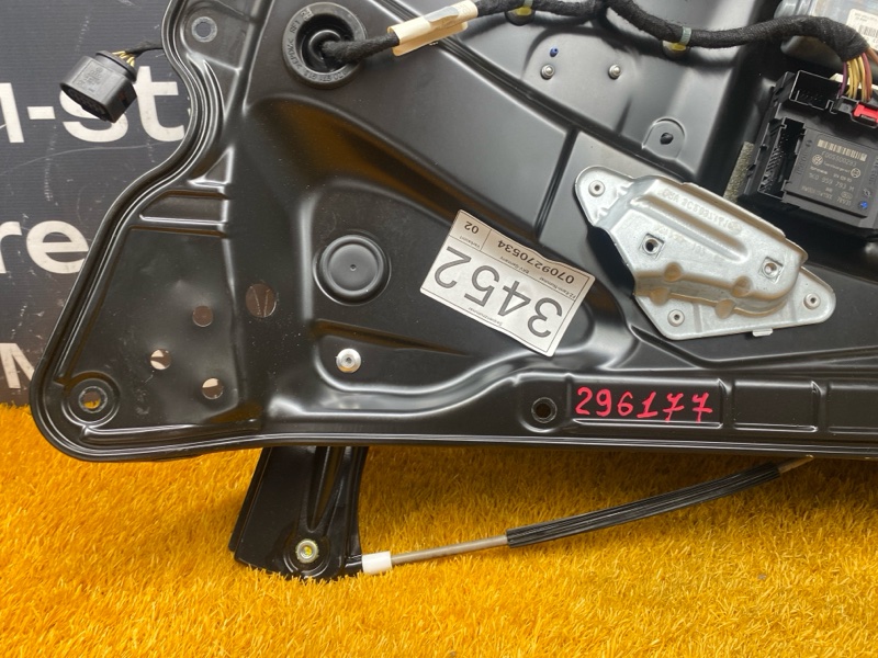 стеклоподъемник, 2000 рублей, Красноярск