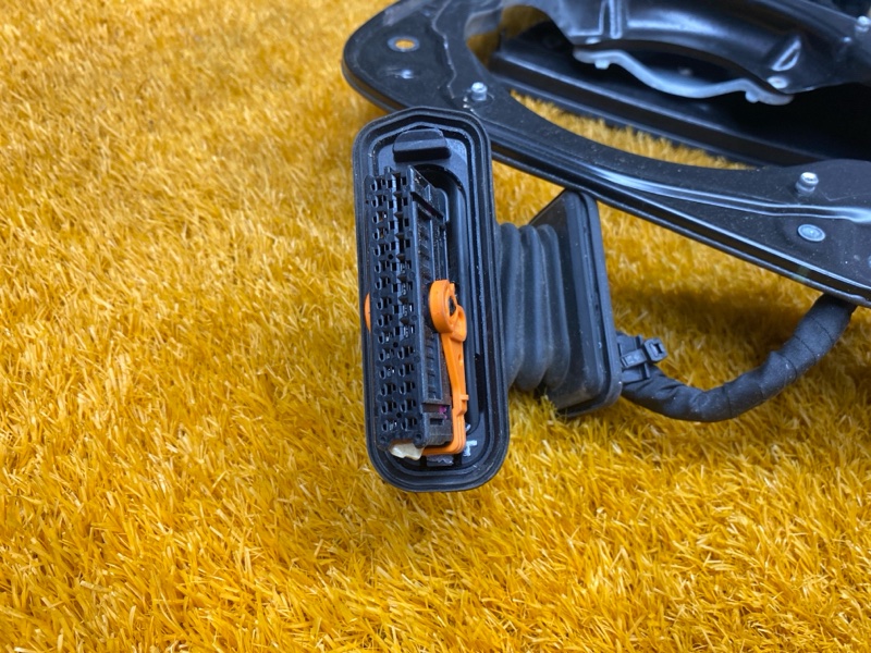 стеклоподъемник, 2000 рублей, Красноярск