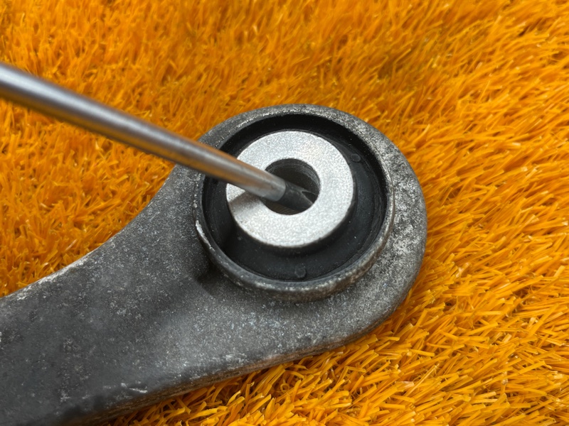 Рычаг подвески верхний, 500 рублей, Красноярск