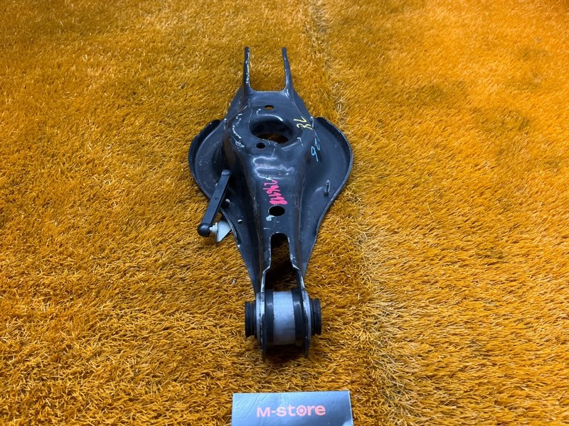 Рычаг подвески нижний, 1400 рублей, Красноярск