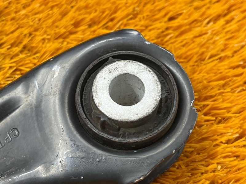 Рычаг подвески верхний, 1200 рублей, Красноярск