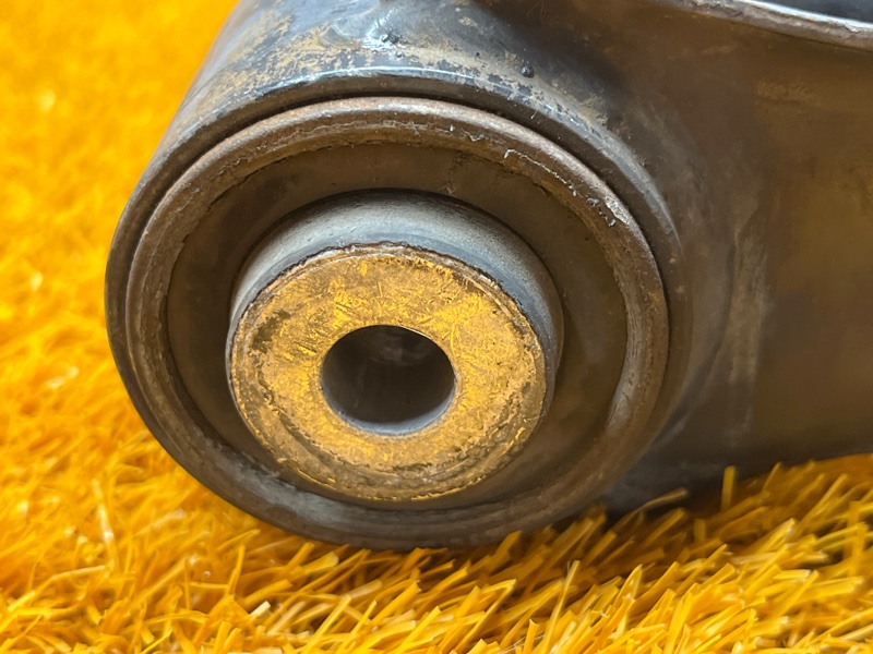 Рычаг подвески нижний, 2000 рублей, Красноярск