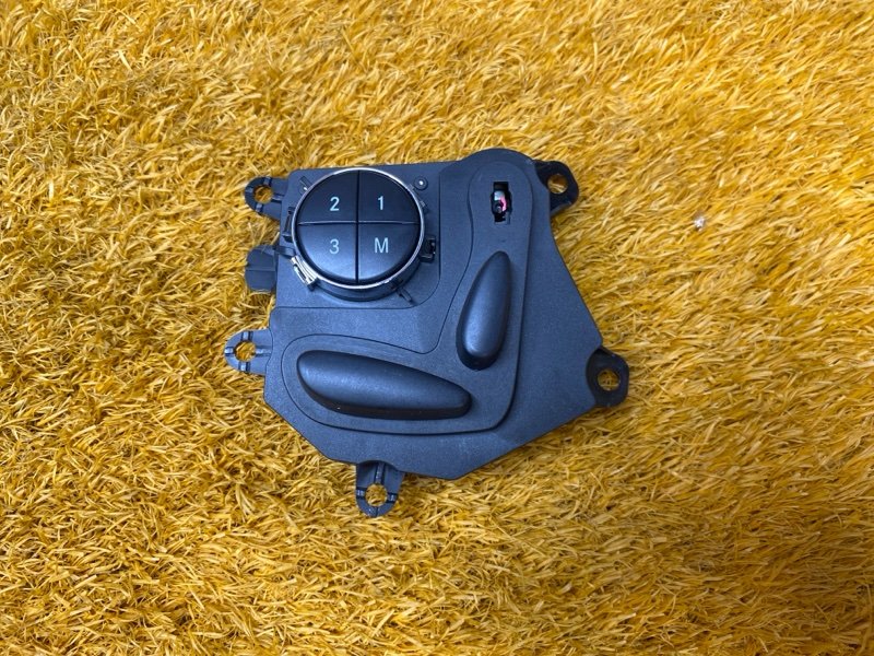 блок управления сиденьем, 500 рублей, Красноярск