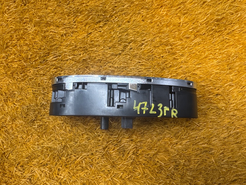 Блок управления стеклоподъемниками, 2000 рублей, Красноярск