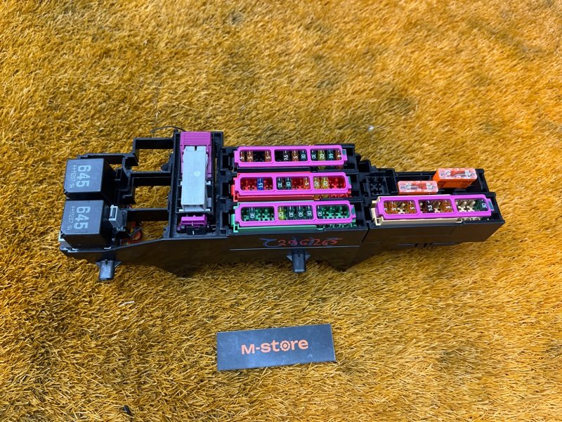 блок предохранителей, 2000 рублей, Красноярск