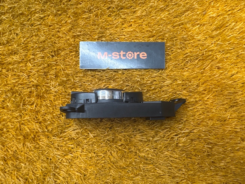 Кнопка регулировки зеркал, 300 рублей, Красноярск