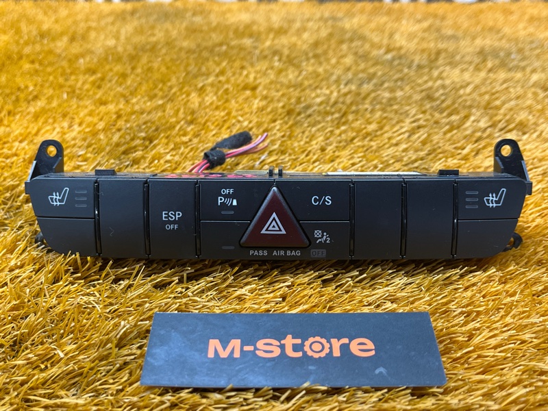 Блок кнопок центральной консоли, 1200 рублей, Красноярск