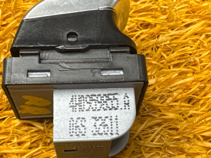 кнопка стеклоподъемника, 550 рублей, Красноярск