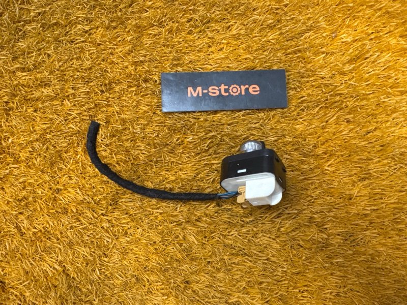 Кнопка регулировки зеркал, 1000 рублей, Красноярск