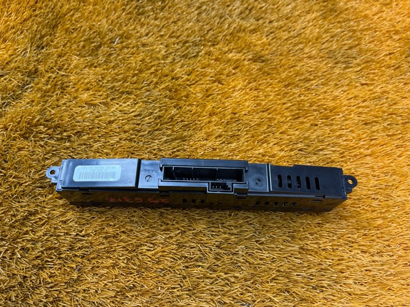 блок управления подогревом сидений, 2000 рублей, Красноярск