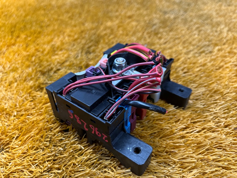 блок предохранителей, 300 рублей, Красноярск