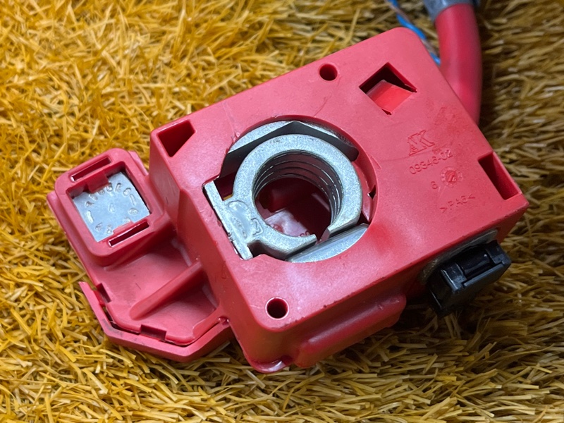 Клемма аккумулятора плюс, 1500 рублей, Красноярск