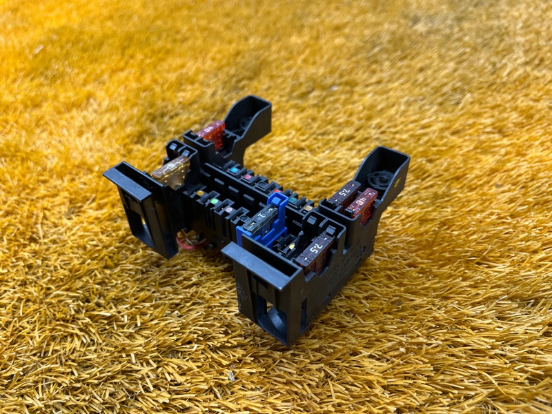 блок предохранителей, 500 рублей, Красноярск